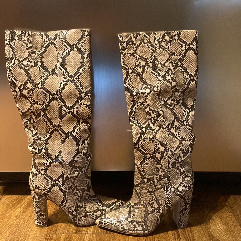 STEVE MADDEN Tan Snakeskin Tall Boot